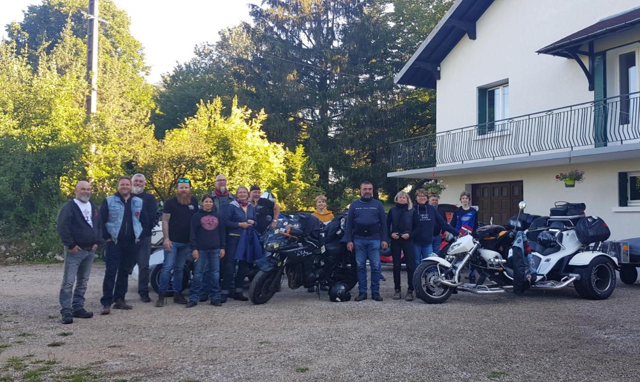 Holiday home Grande Capacite Au Calme Circuit Cascades Du Herisson *